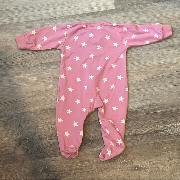 Kissy Love star print zip onesie footie - Picture 9 of 11